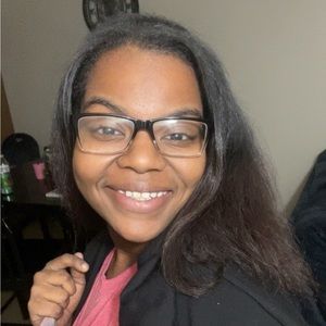 Meet your Posher, Nashae